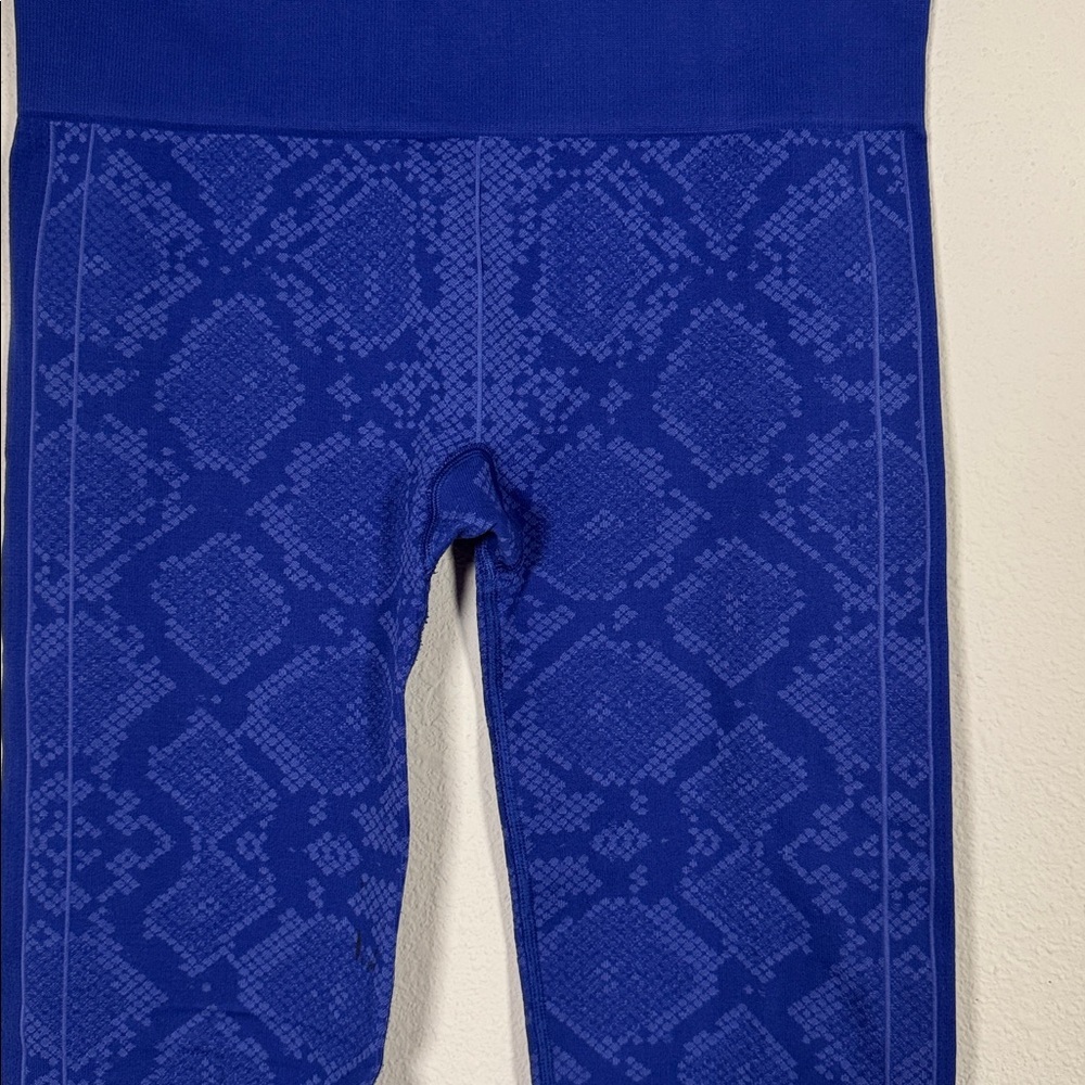 Lululemon Ebb To Street Pant Yoga, Gym leggings Heathered Sapphire Blue Large - Picture 4 of 9